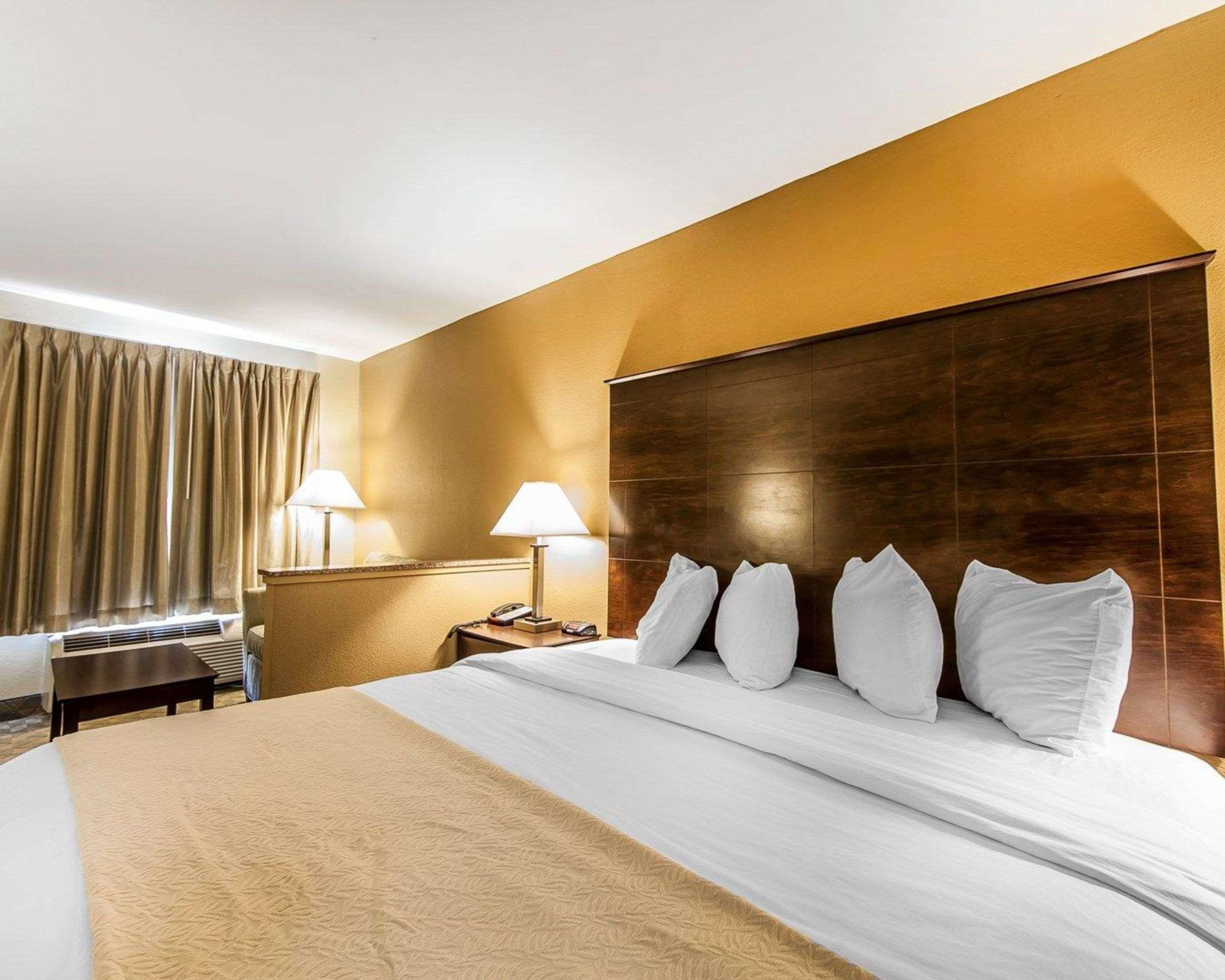 Quality Inn & Suites Bremen Eksteriør billede